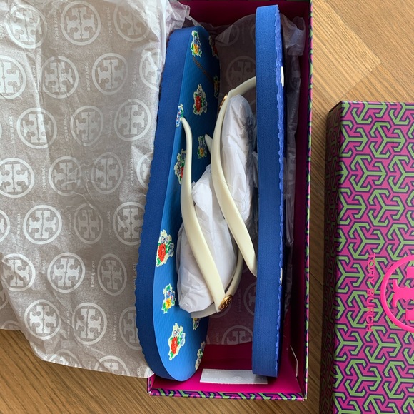 Tory Burch Thin Slippers: New Ivory - Picture 6 of 8